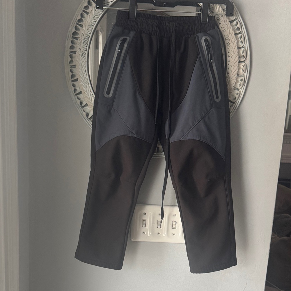 Kids' boys Black and Gray XS 6/7 boys Joggers